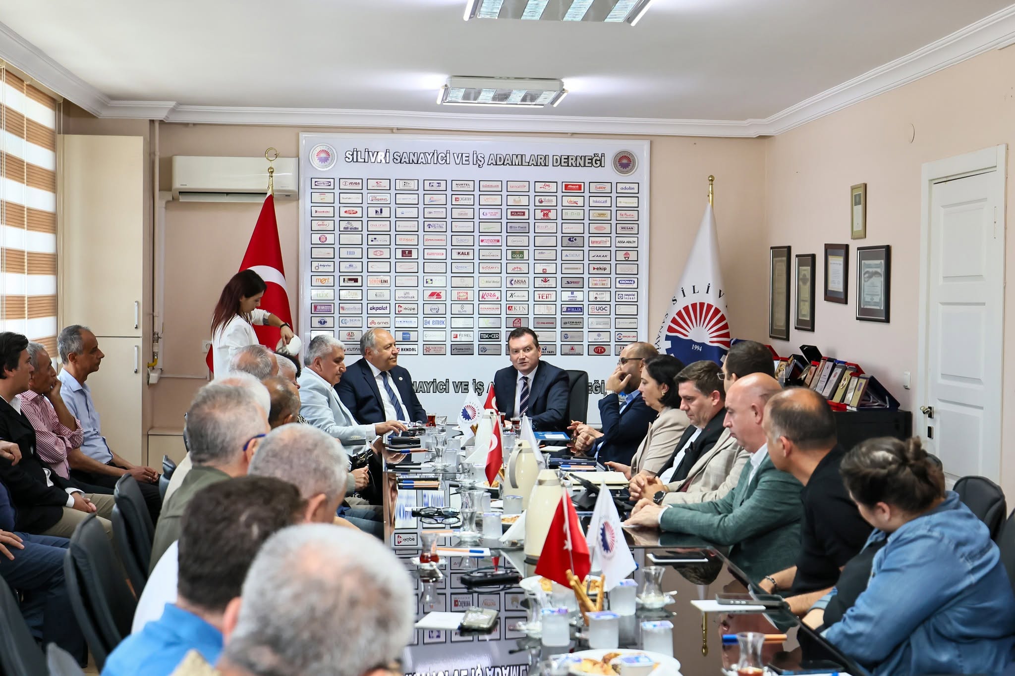 Başkan Balcıoğlu, Sanayici ve İş İnsanlarıyla Bir Araya Geldi
