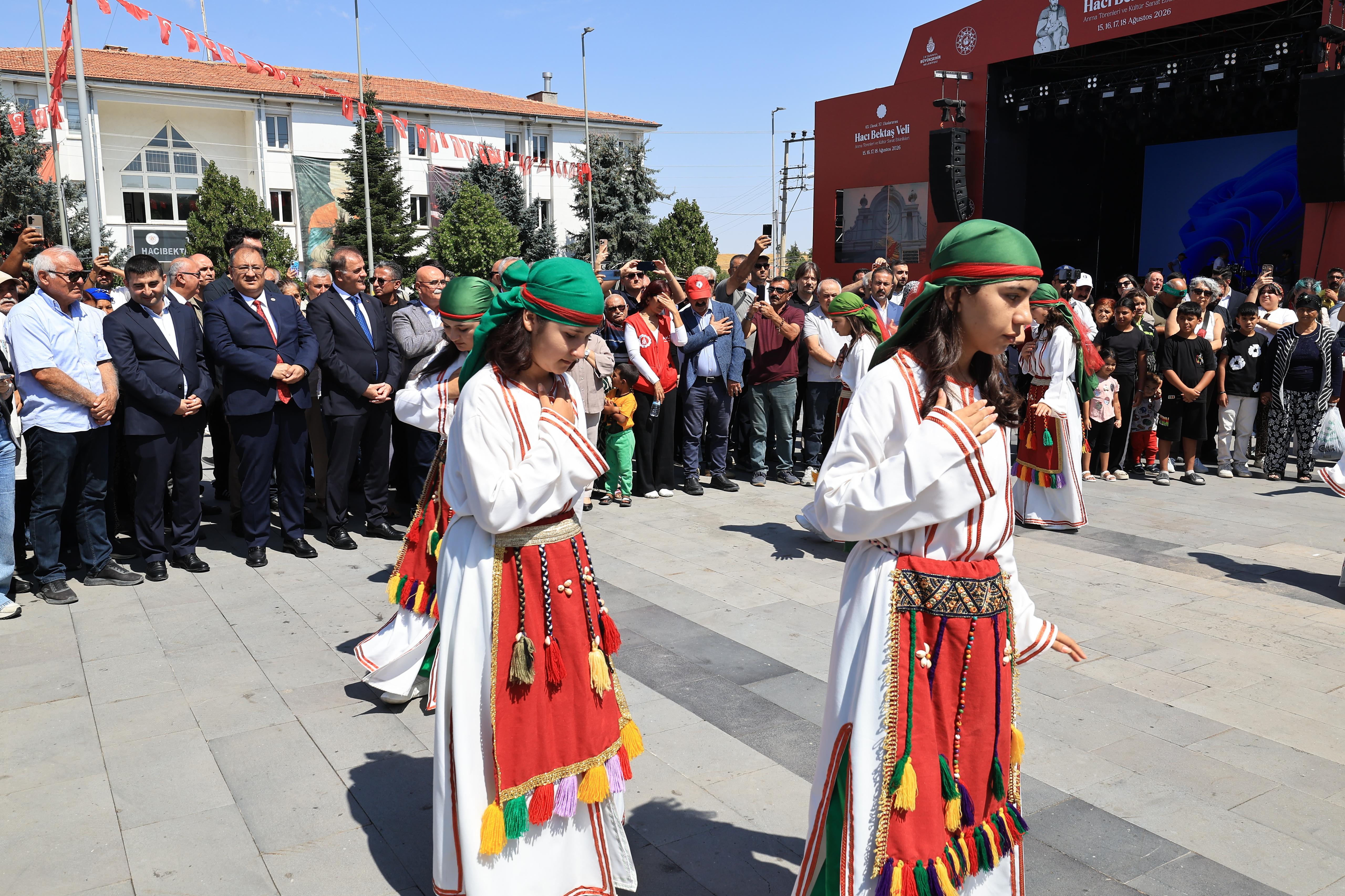 Nuri Aslan’dan Hacıbektaş’ta dikkat çeken mesaj: “Ayrıştıran değil, birleştiren irfan”