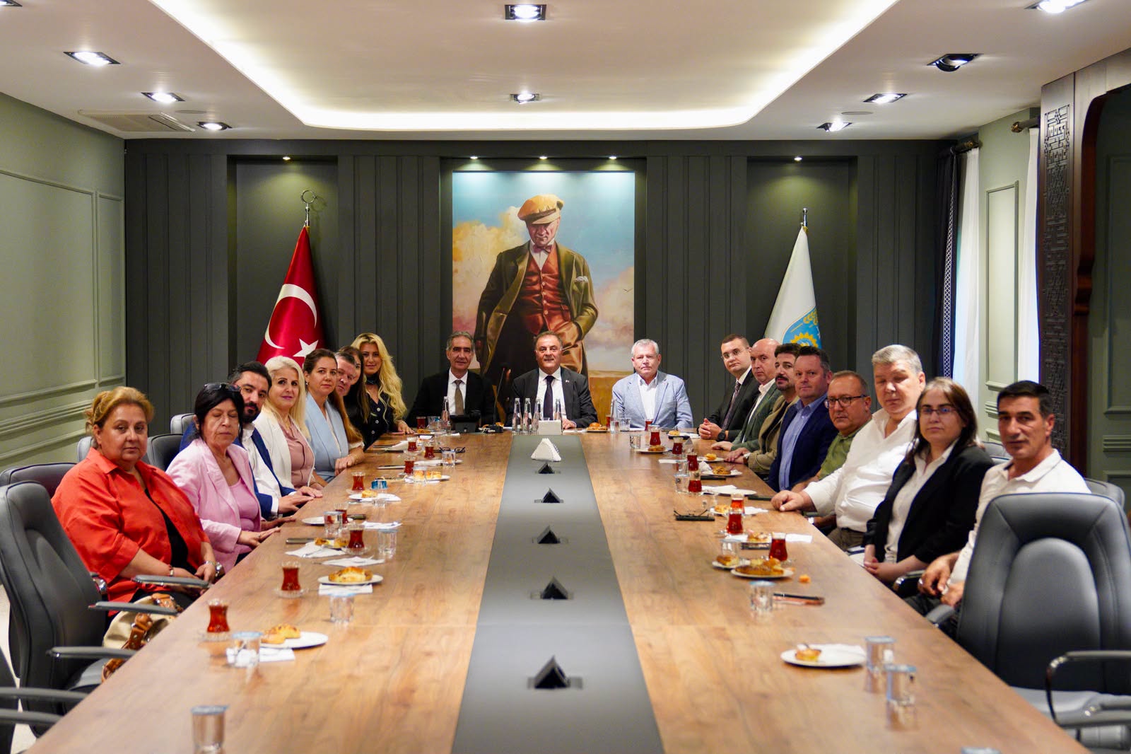 Nuri Aslan'dan Silivri Belediyesi'ne Ziyaret