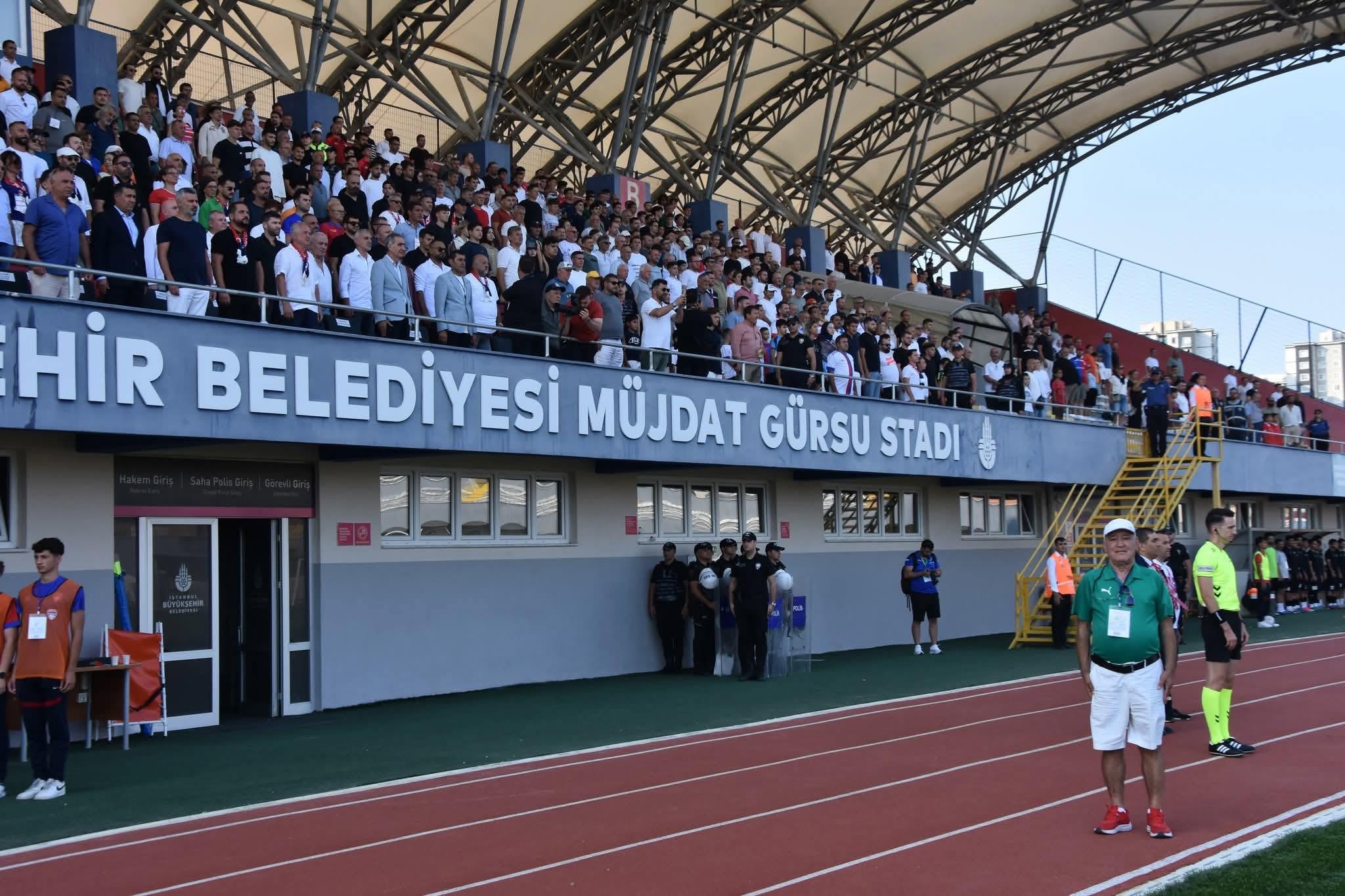 SİLİVRİSPOR’DA İLK MAÇ GALİBİYETLE BAŞLADI: “BU DAHA BAŞLANGIÇ”