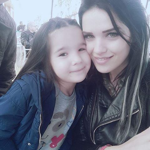 Silivri’li Ekim ve Annesinin Parmak Isırtan Performansı!