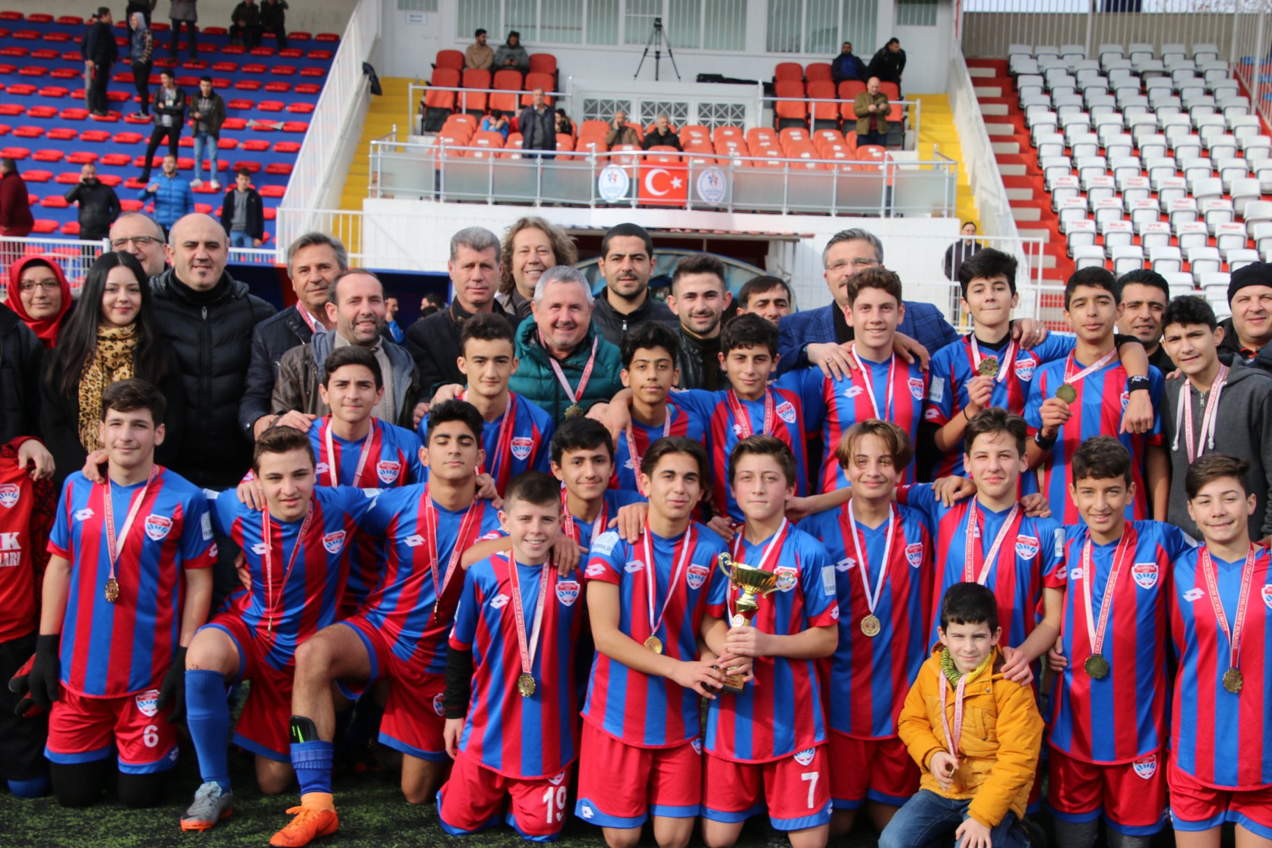 Silivrispor U-15 Şampiyon Oldu