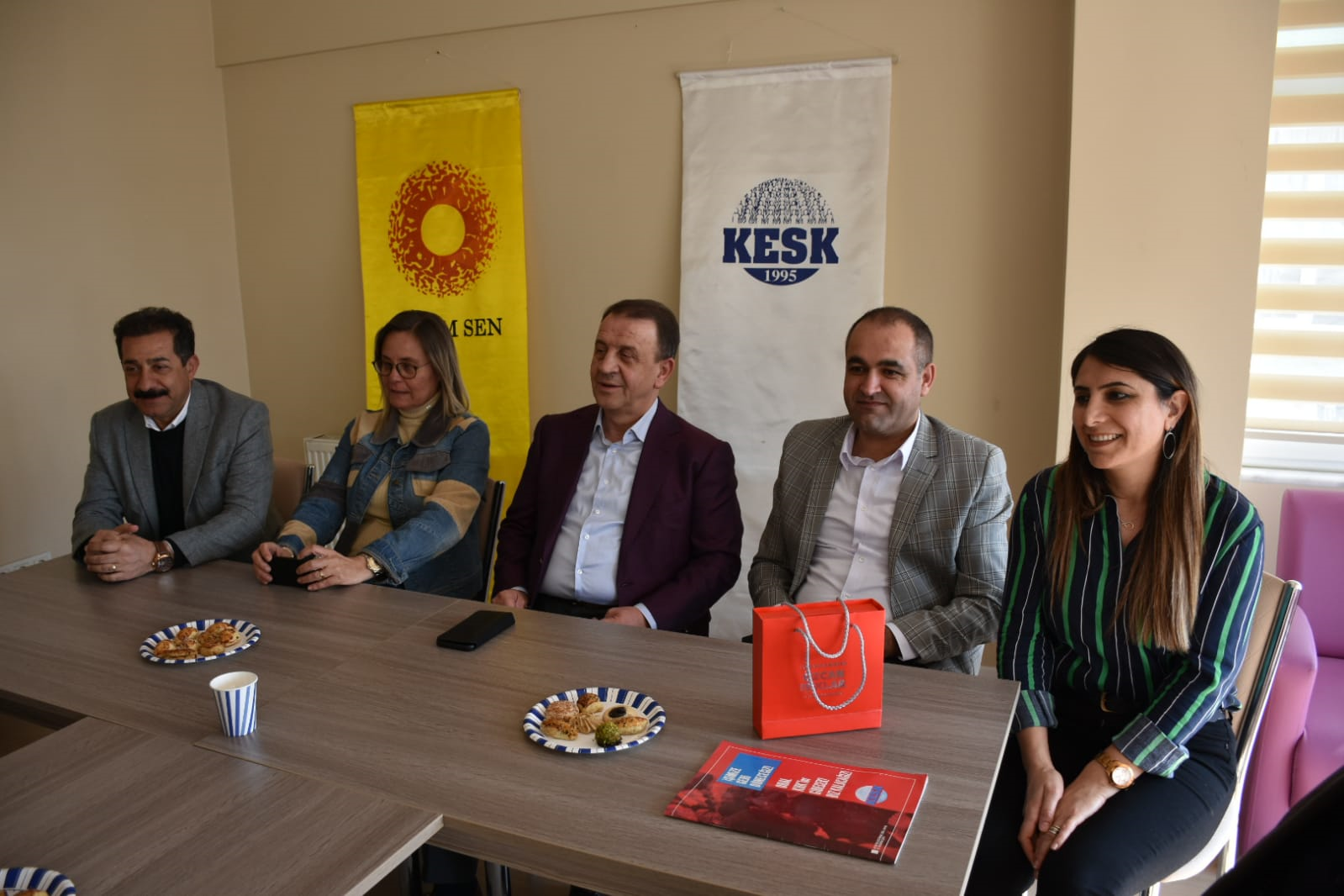 Başkan Işıklar’dan Eğitim Sen’e Ziyaret