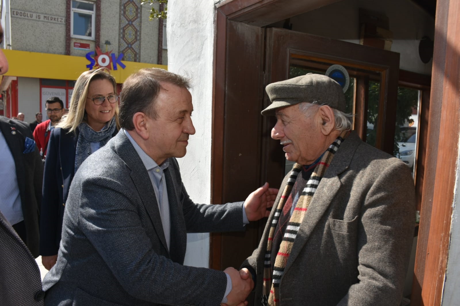 Işıklar ve ekibi Selimpaşa Mahallesi’ndeydi