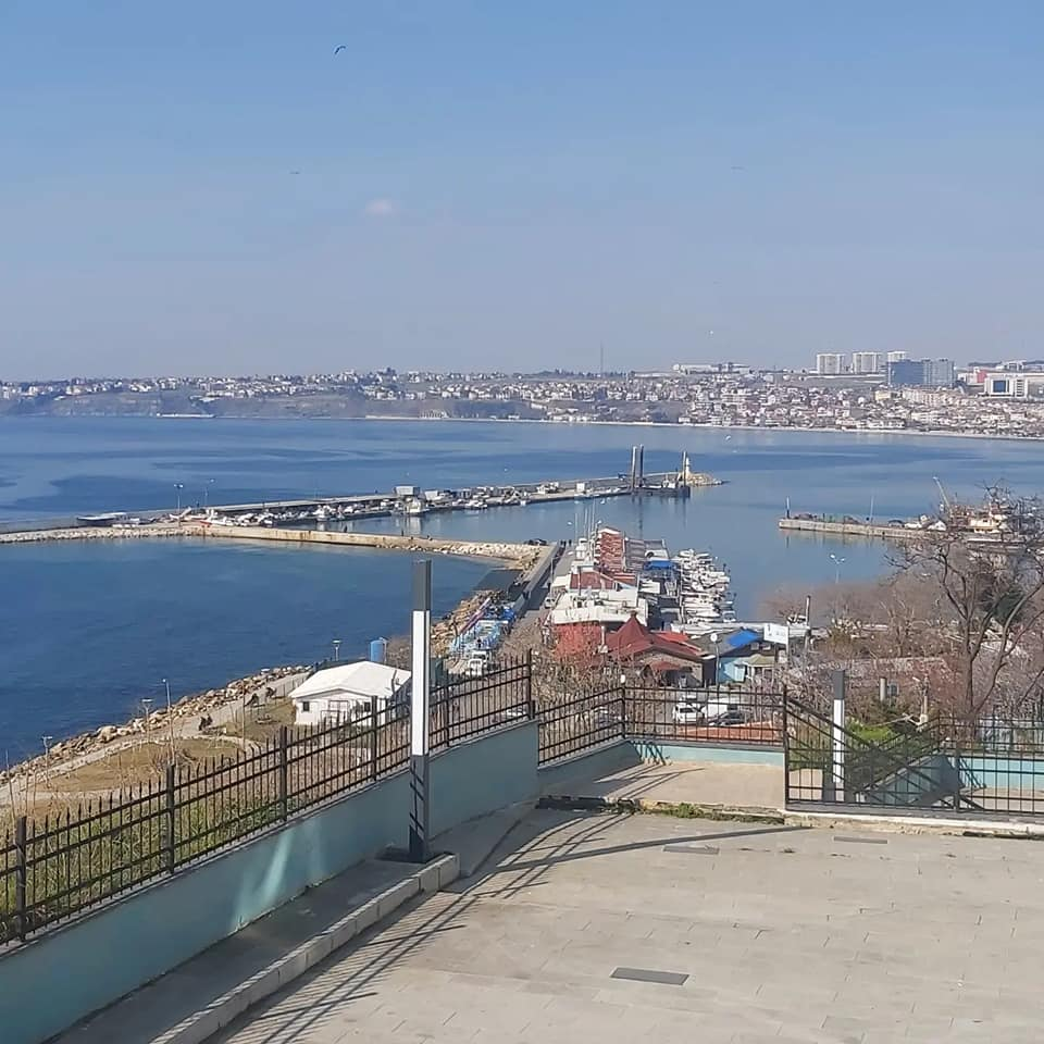 AKOM : Soğuk ve Yağışlı Hava İstanbul’u Terk Ediyor
