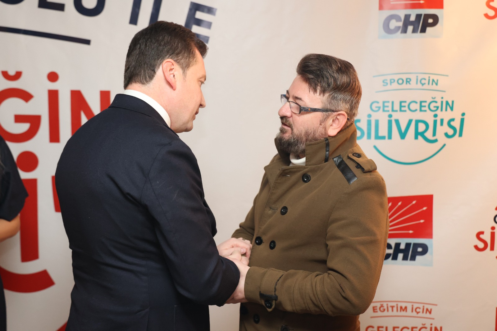 Bora Balcıoğlu, Silivri Muhtarlarıyla Bir Araya Geldi: “Demokrasinin Temel Taşlarıyla Omuz Omuza”