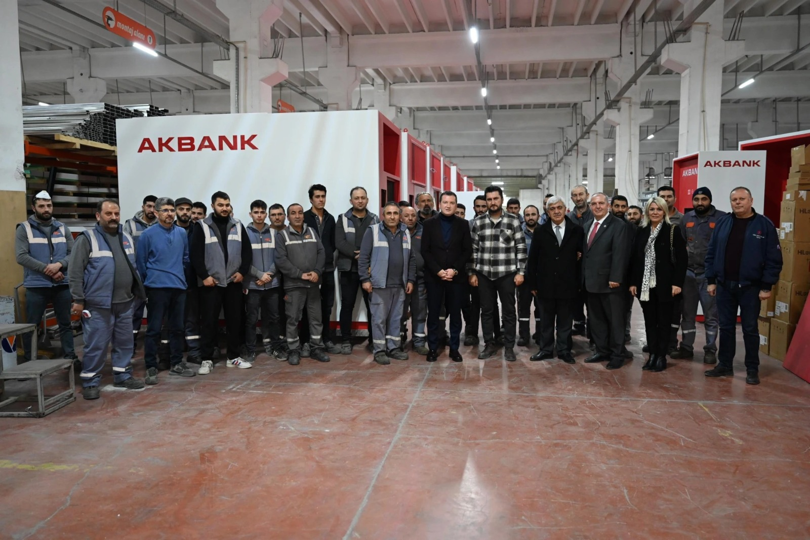 Bora Balcıoğlu, Mert Reklam Fabrikasında Emekçilerle Buluştu