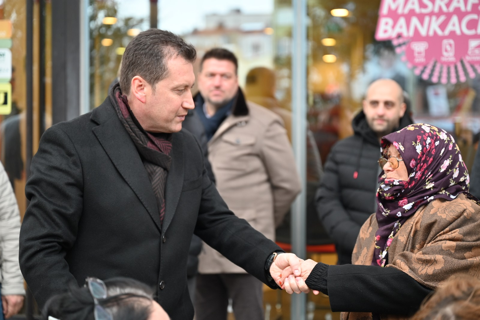 Bora Balcıoğlu, Alibey Mahallesi’nde Esnaf ve Vatandaşlarla Buluştu