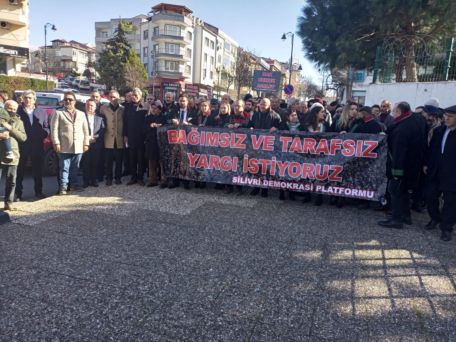 Silivri Demokrasi Platformundan Basın açıklaması