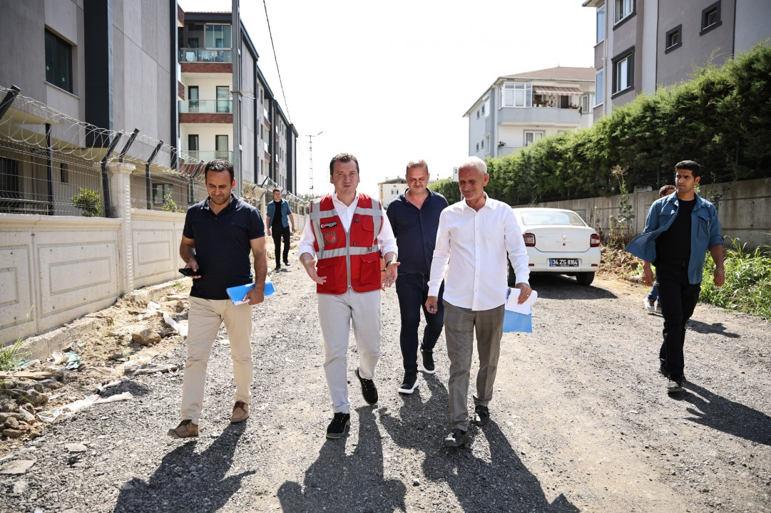 Silivri’de Yol İyileştirme Çalışmaları Hız Kesmeden Devam Ediyor