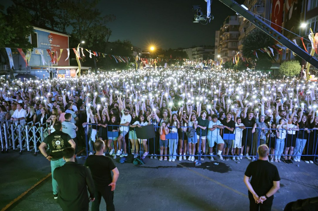 62. Geleneksel Silivri Yoğurt Festivali’nin İkinci Günü Büyük Bir Kalabalıkla Geride Kaldı
