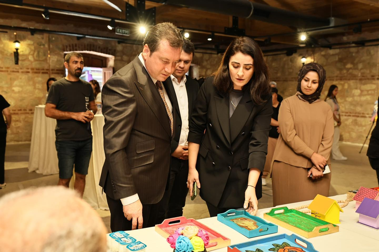 Başkan Balcıoğlu, Sıcak Yuvam Sergisi’ni Ziyaret Etti